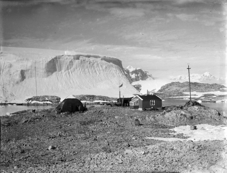 Base F, Argentine Islands, 1949. (Photographer: Robert Moss; Archives ref: AD6/19/2/BM132)