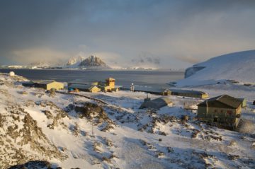 A view of a snow covered mountain.
