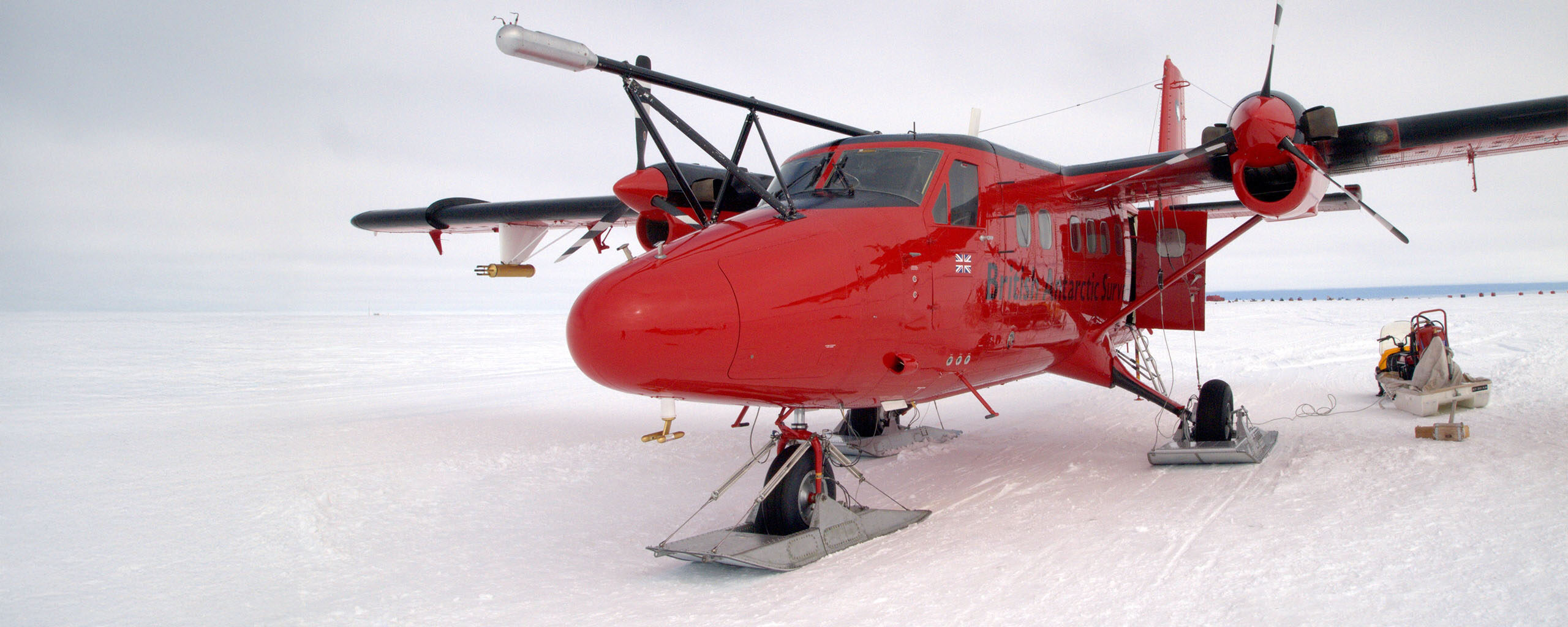 Twin Otter aircraft with atmospheric data kit